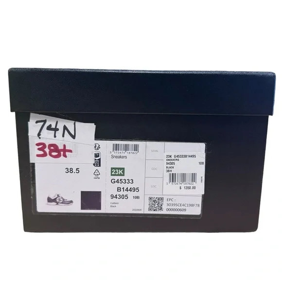 SOLD‼️Chanel Sneakers Black and White Leather 100% Authentic - Picture 14 of 16